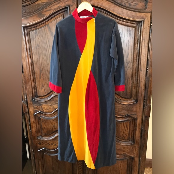 70’s Vintage Vanity Fair Velvet Nightgown Zip Robe Size XS - Picture 3 of 5